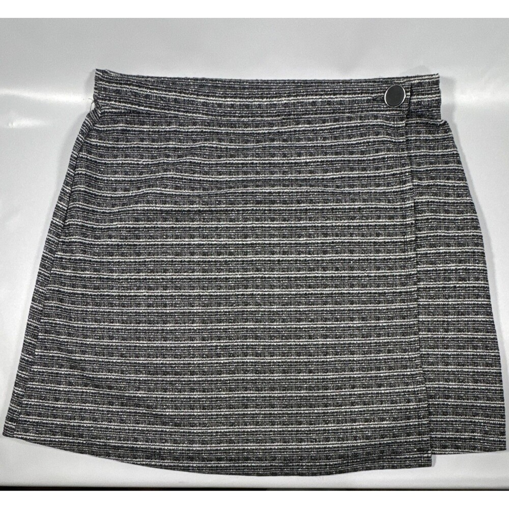 Lily Star Gray/White Striped Knit Mini Skirt Size XL Stretch Button Closure